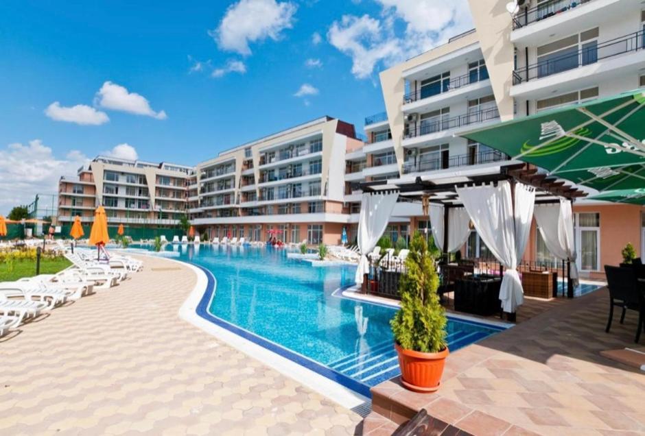 Grand Kamelia Apartments Сонячний Берег Екстер'єр фото
